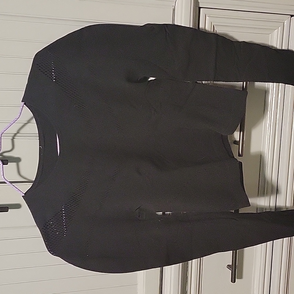 Fabletics sculptknit crop top in black